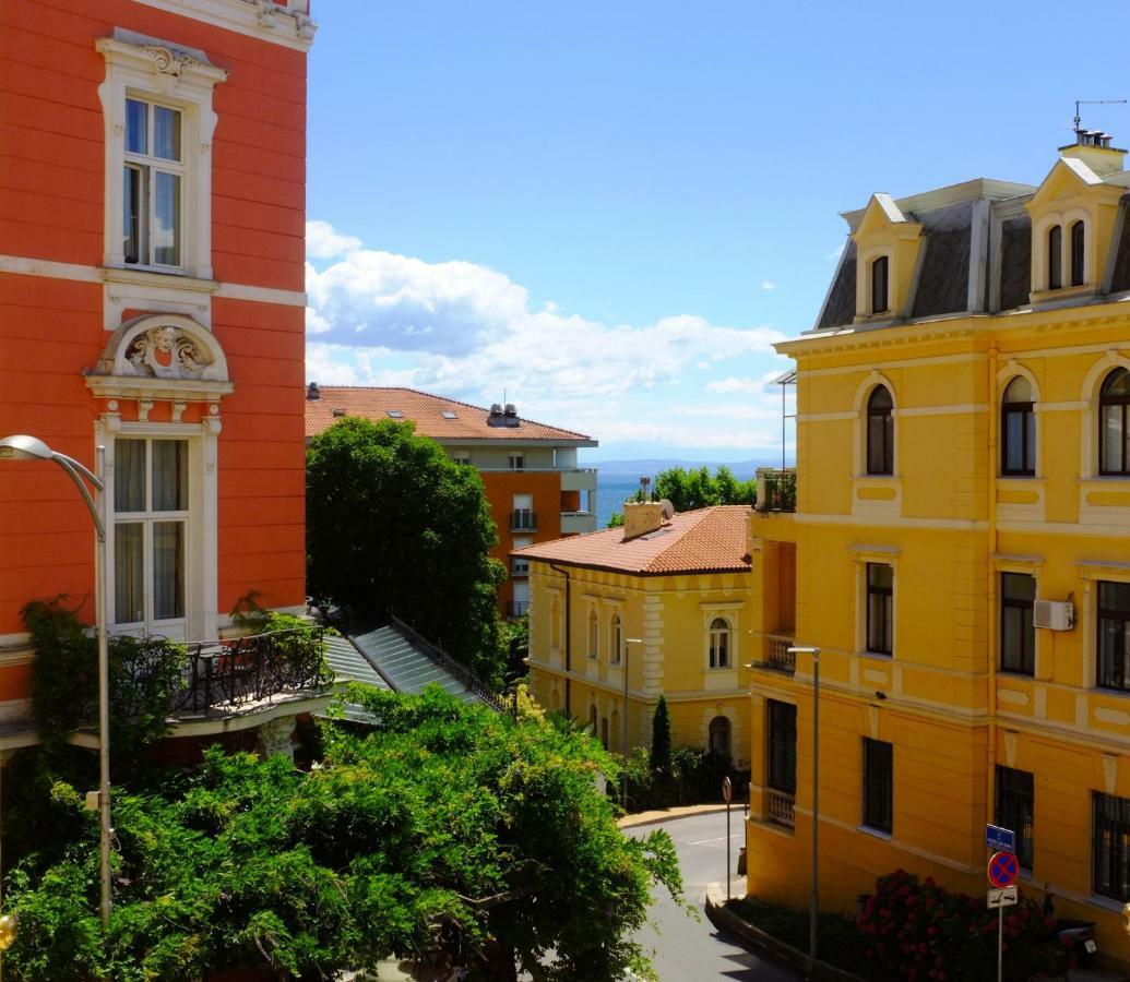 Premium Apartments Villa Herkules Abbazia Esterno foto