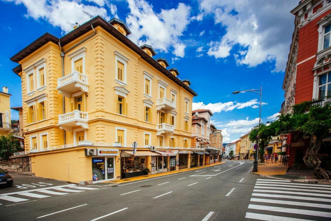 Premium Apartments Villa Herkules Abbazia Esterno foto